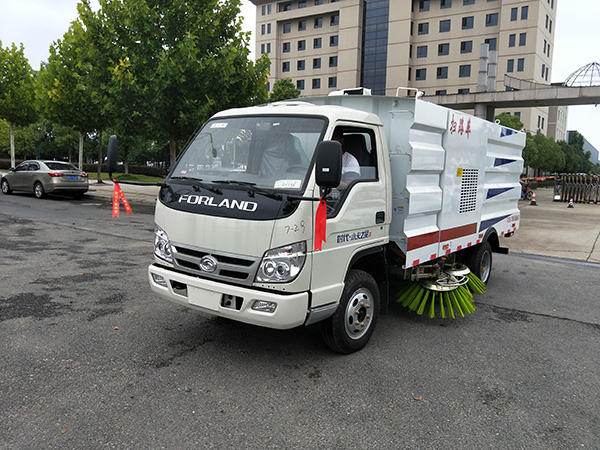 福田時代掃路車